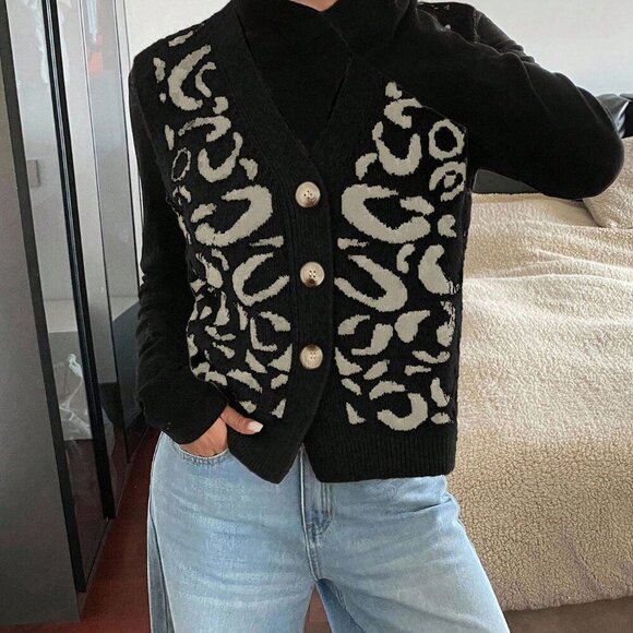 Multicolor Casual Women's Single Breasted V-Neck Leopard Print Knit sweater Vest - Picture 5 of 6